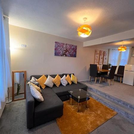 Nestled Inn Canterbury Bagian luar foto